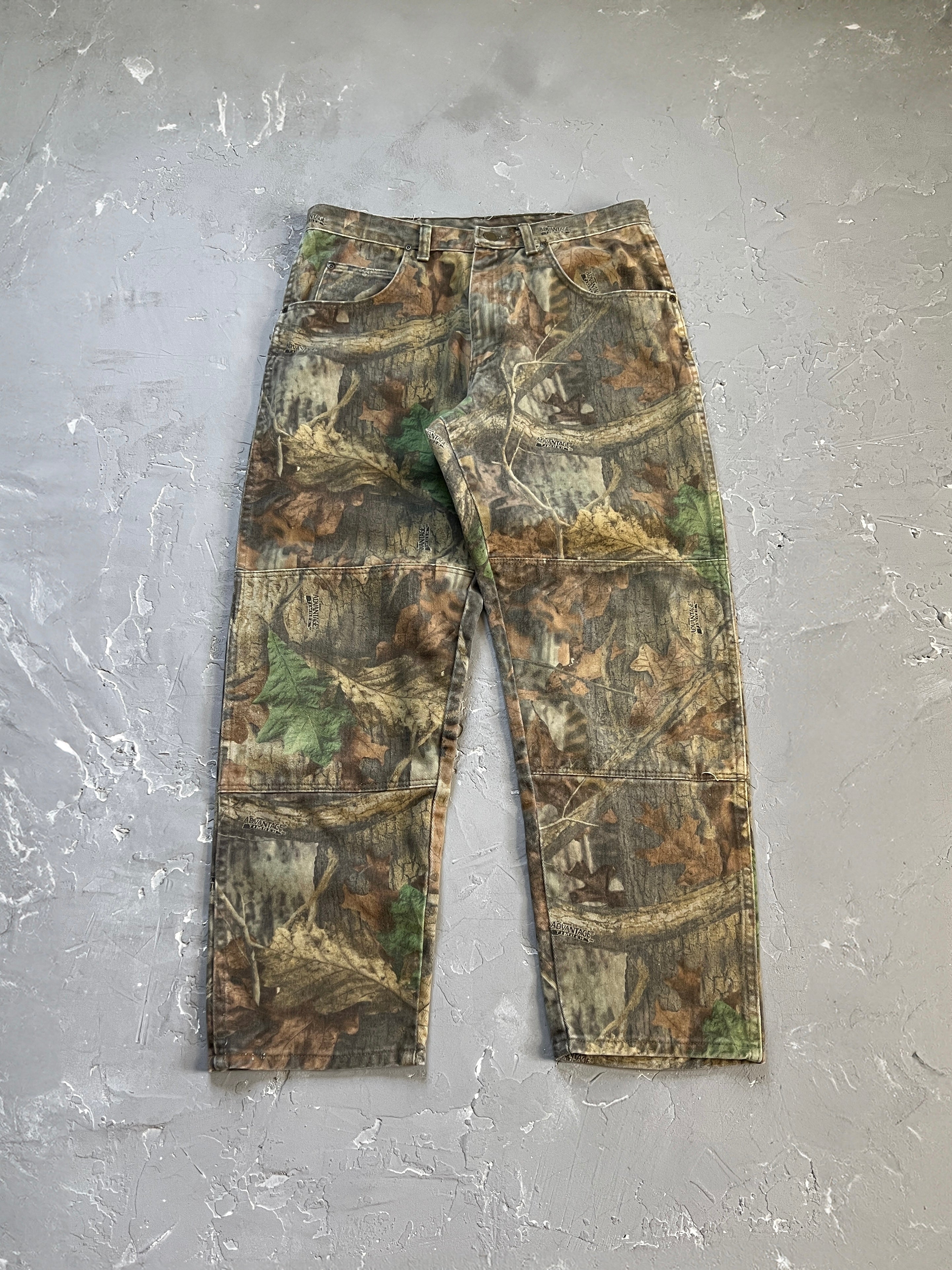 2000s Wrangler Realtree Camo Double Knee Pants [34 x 30]