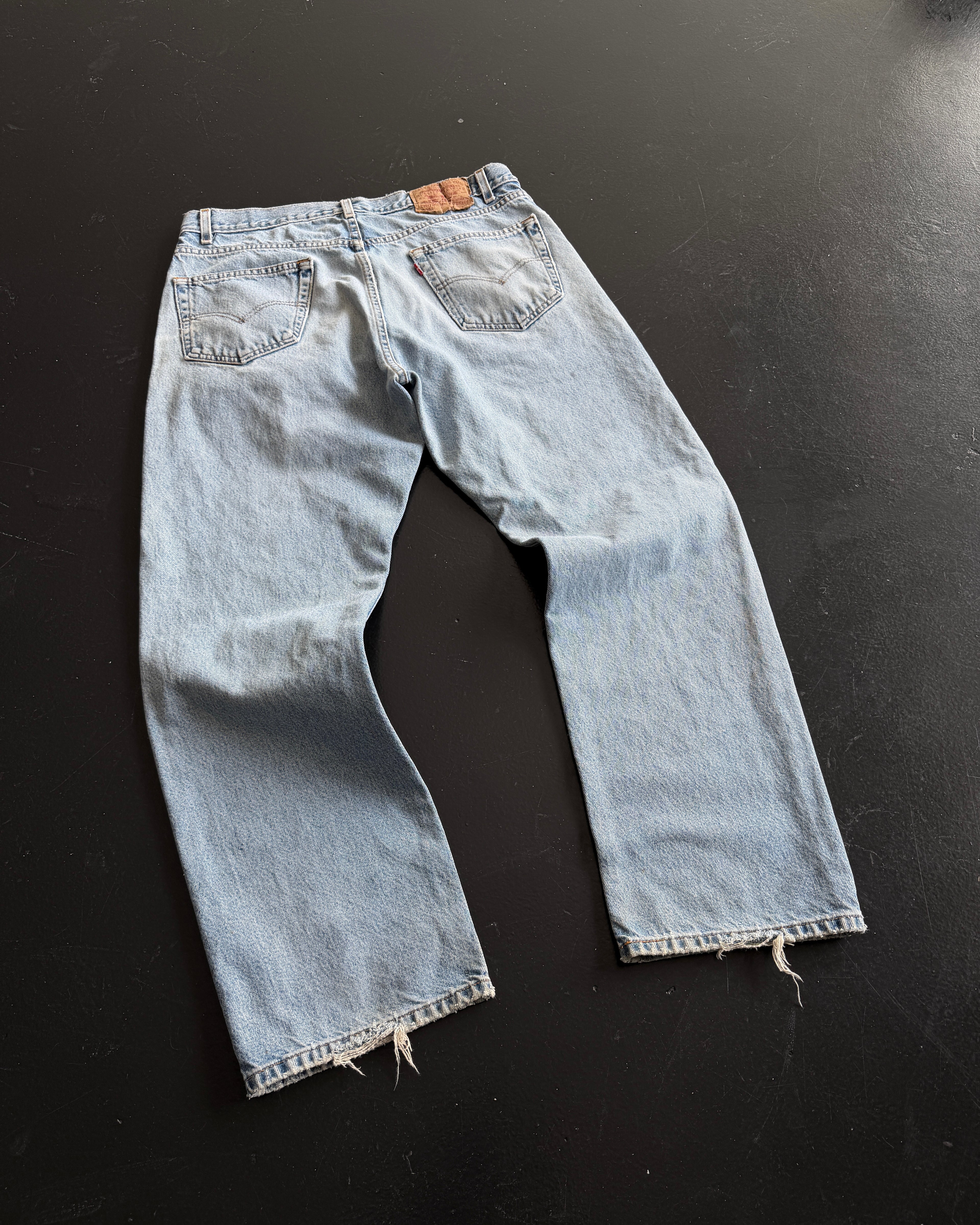 1990S LEVI’S LIGHT WASH 505