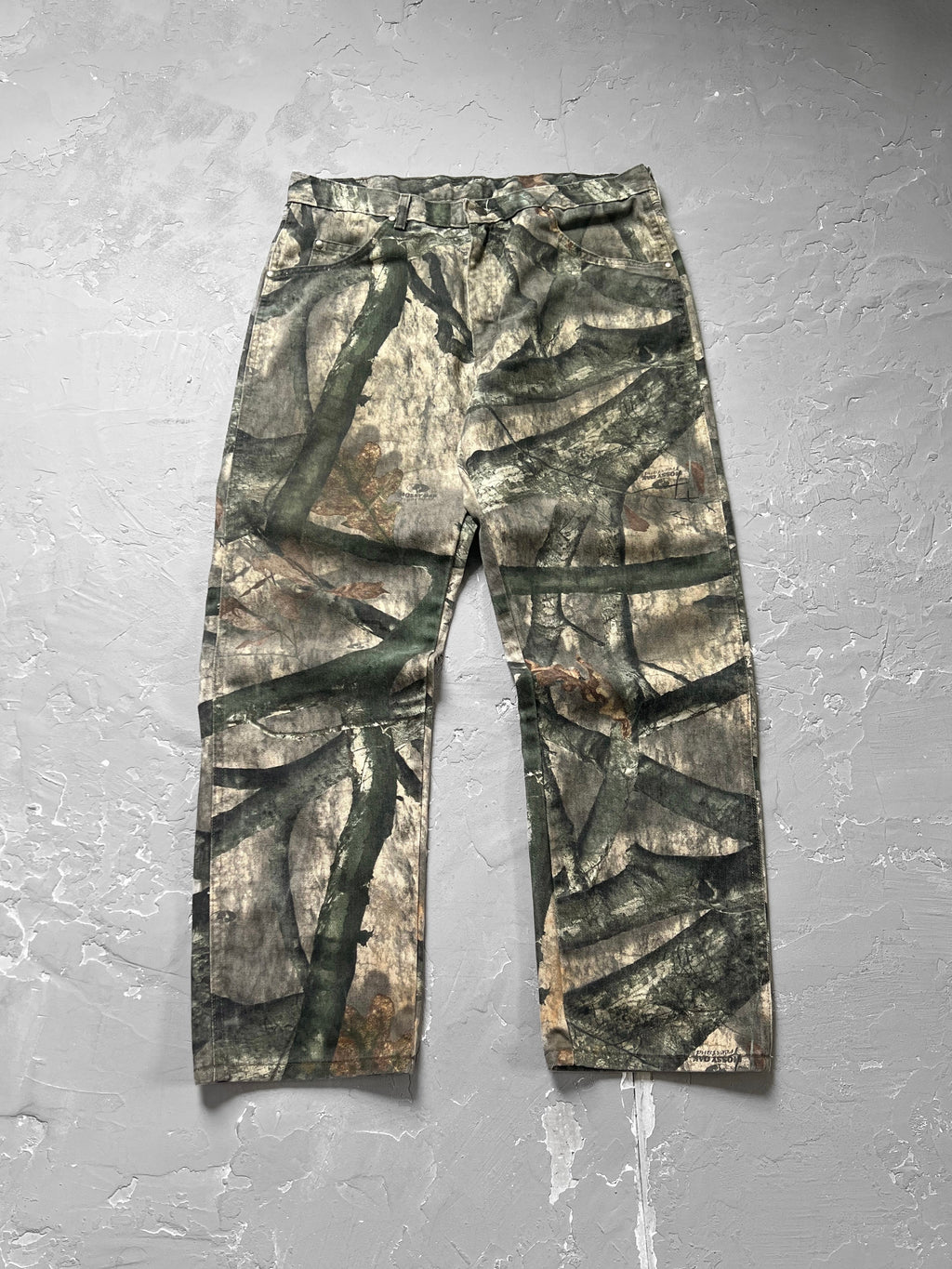 2000s Wrangler Mossy Oak Camo Carpenter Pants [36 x 30]