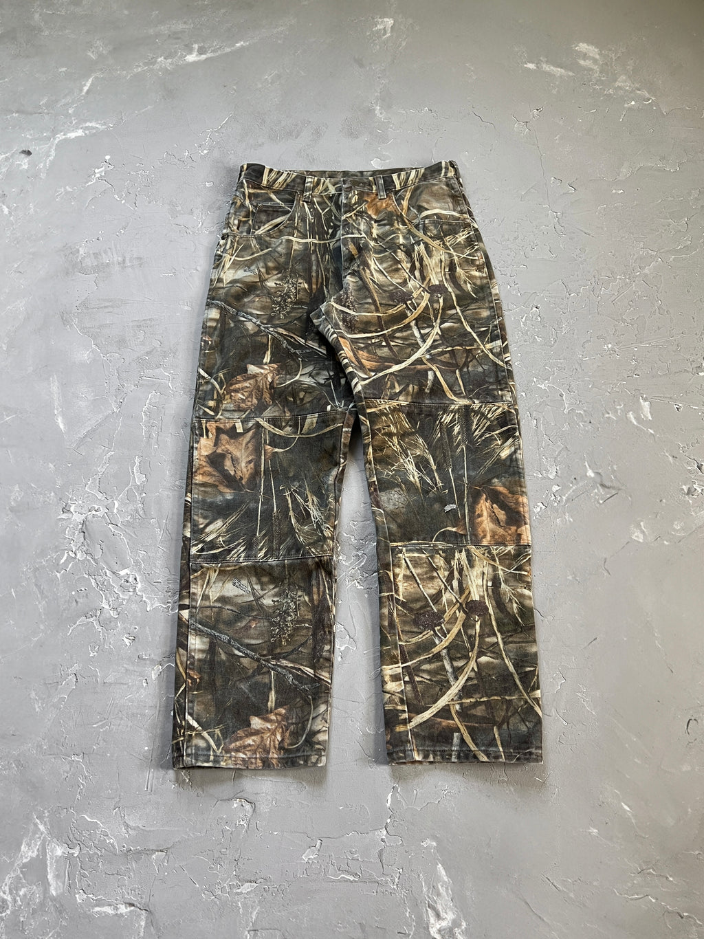 2000s Wrangler Realtree Camo Double Knee Pants [32 x 32]