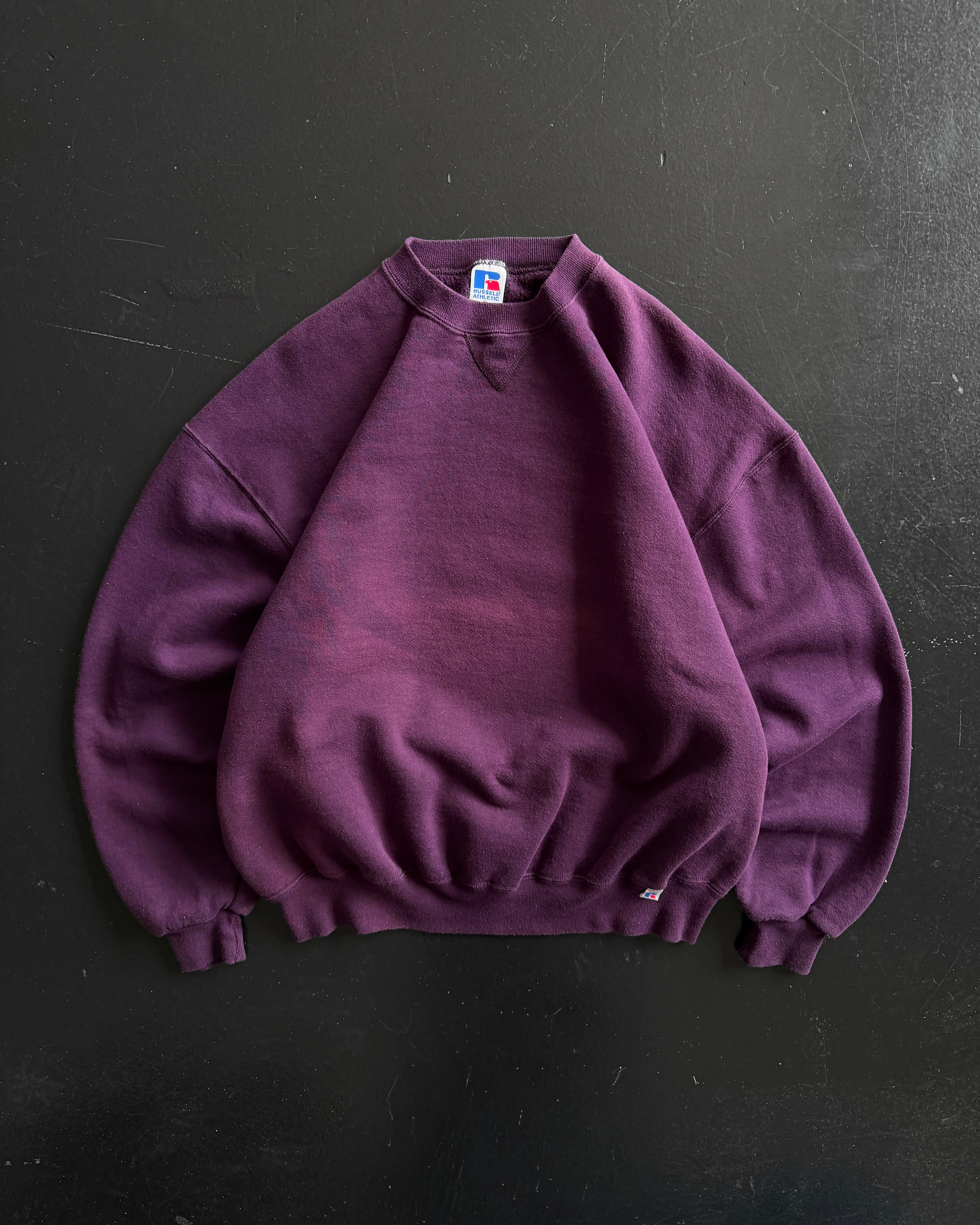 1990S RUSSELL SUN FADED PLUM BOXY SWEATSHIRT