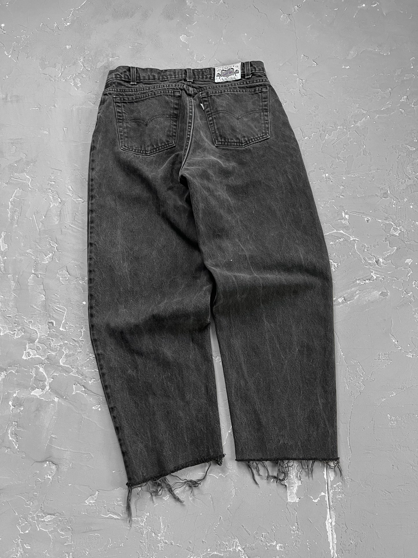 1990s Faded Black Baggy Levi’s Silvertabs [34 x 30]