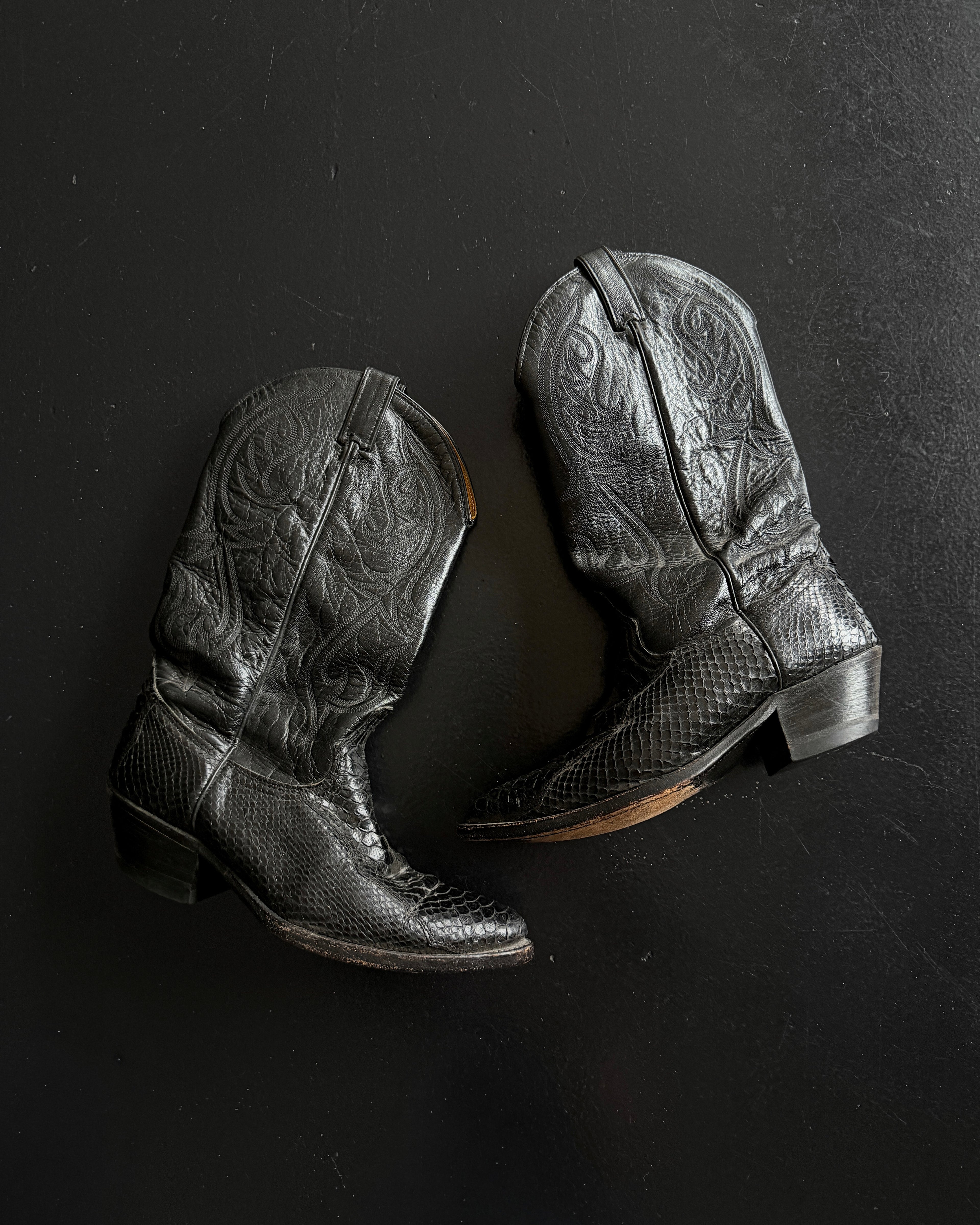 1990S TONY LAMA BLACK LEATHER COWBOY BOOTS