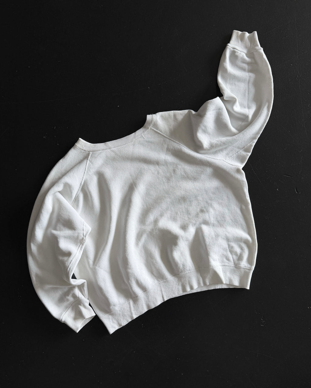 1960S WHITE BOXY RAGLAN SWEATSHIRT