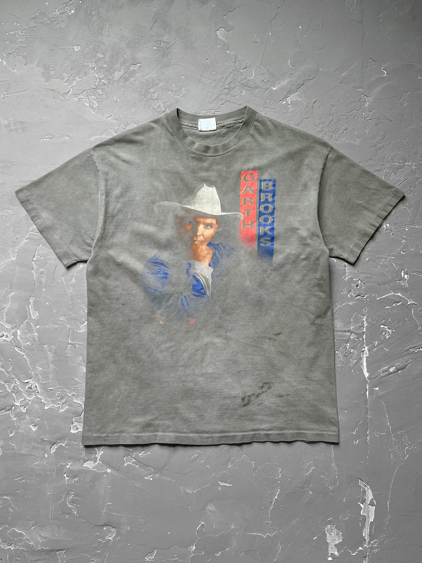 1992 Sun Bleached Garth Brooks Tee [L]