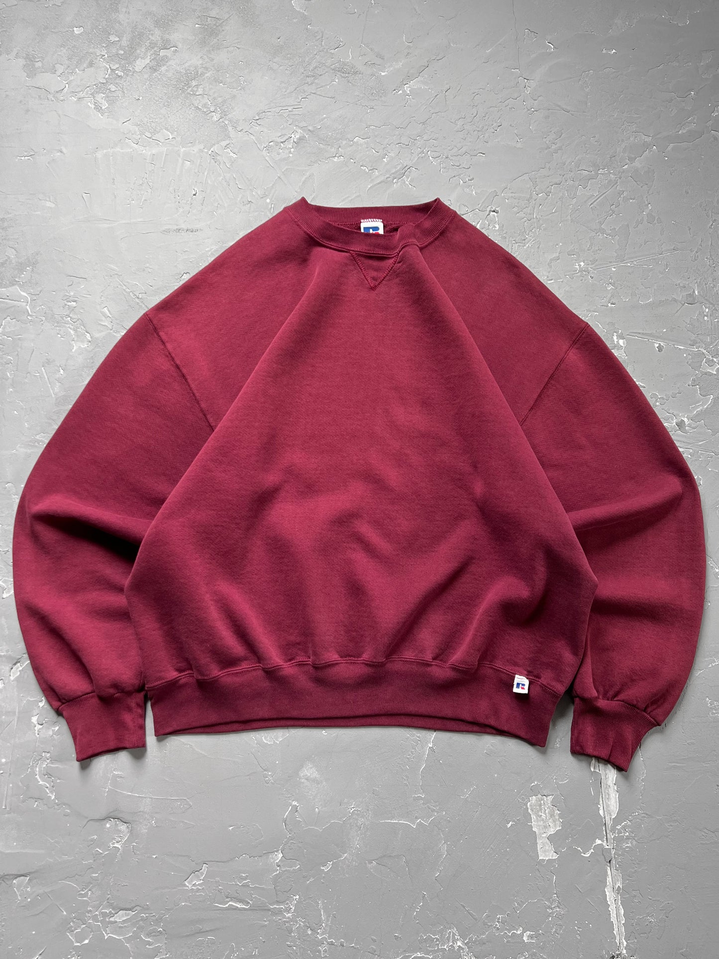 1990s Faded Wine Boxy Russell Athletic Sweatshirt [XL]