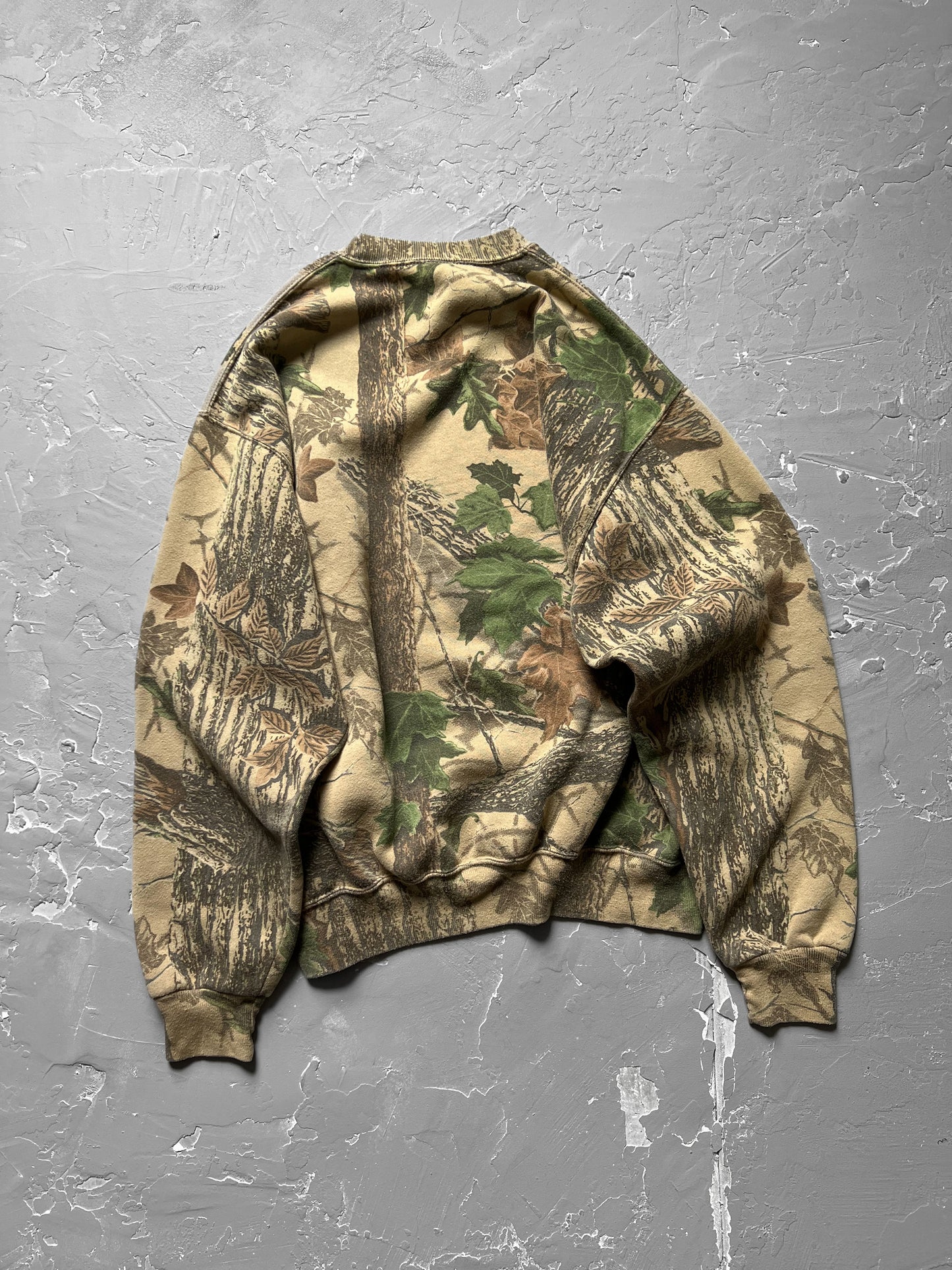 1990s Boxy Realtree Camouflage Sweatshirt [L]