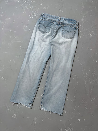 1990s Levi’s 501 [32 x 30]