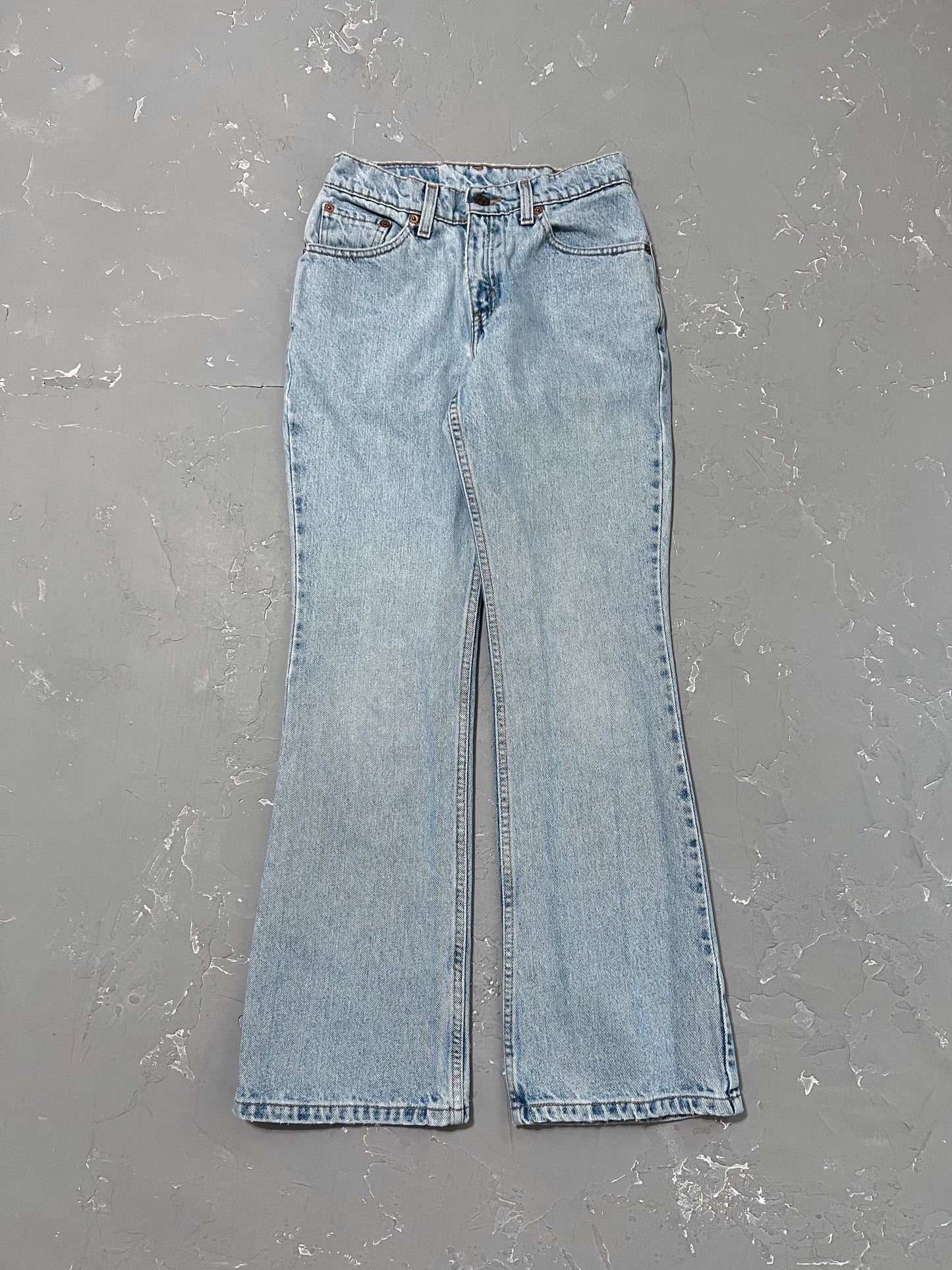 1990s Light Wash Levi’s Flares [26 x 30]