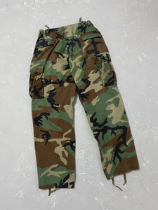 1990s Woodland Camo Combat Pants [31-33 x 30]