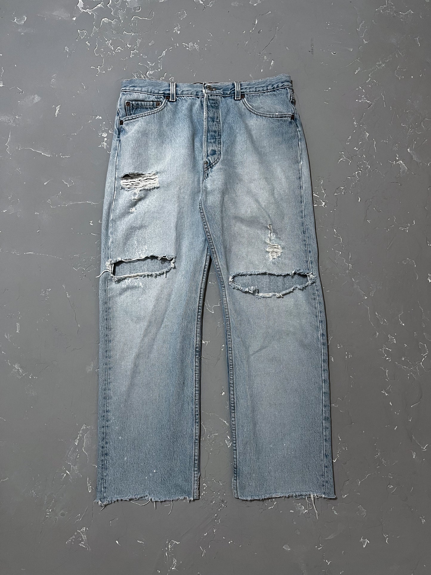 1990s Levi’s 501 [32 x 30]